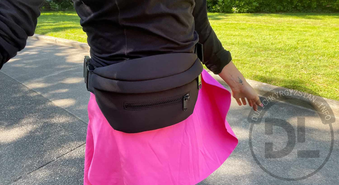 Lightweight fanny packs